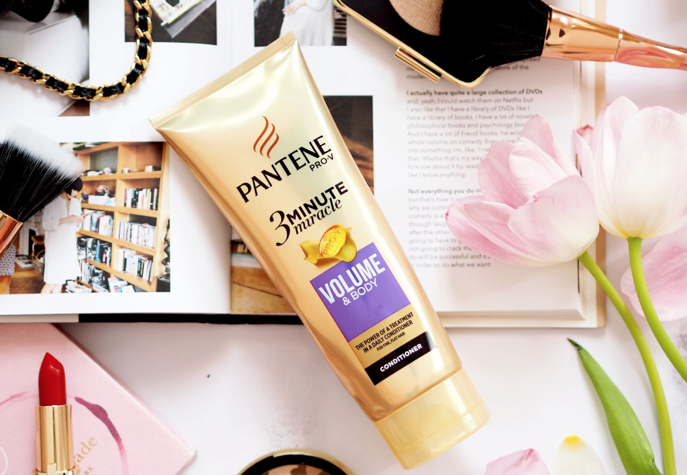 My friends, let me introduce you to my new haircare BBF; the Pantene Pro-V 3 Minute Miracle collection!